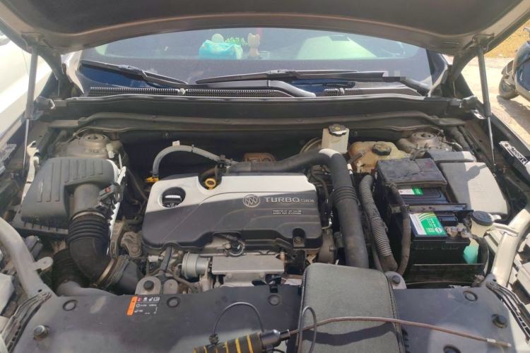 Used Buick Envision 2018 20T Two-Wheel-Drive Leading Model Engine Bay