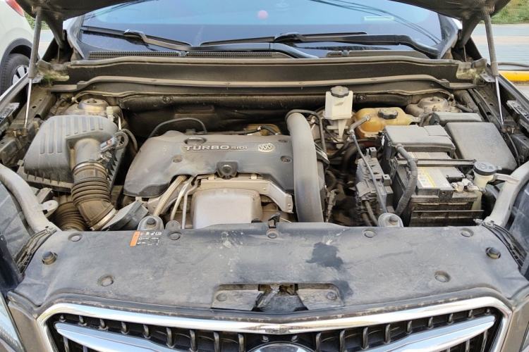 Used Buick Envision 2018 28T Four-Wheel Drive Elite Version Engine Bay