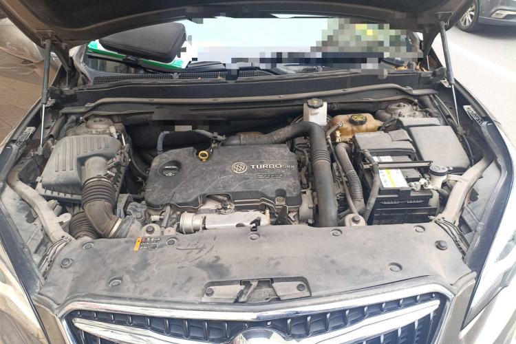 Used Buick Envision 2018 20T Two-Wheel-Drive Elite Model Engine Bay