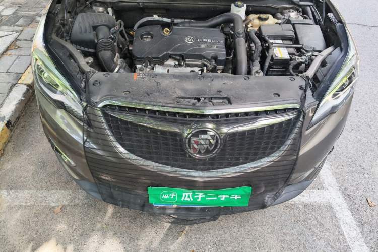 Used Buick Envision 2018 20T Two-Wheel-Drive Elite Model Engine Bay