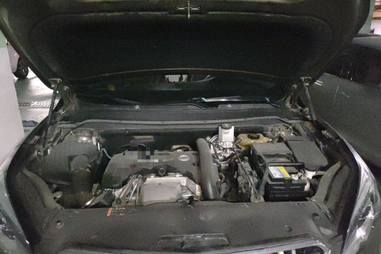 Used Buick Envision 2018 28T Four-Wheel Drive Elite Version Engine Bay