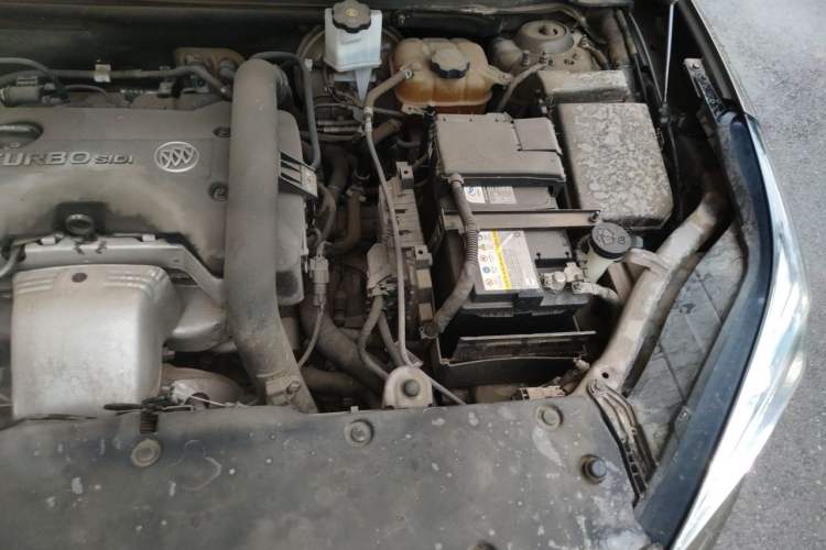 Used Buick Envision 2018 28T Four-Wheel Drive Elite Version Engine Bay Left