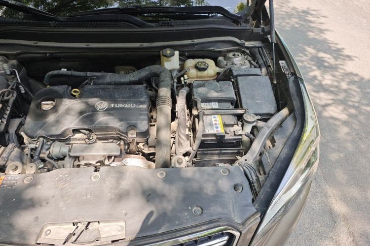 Used Buick Envision 2018 20T Two-Wheel-Drive Leading Model Engine Bay Left