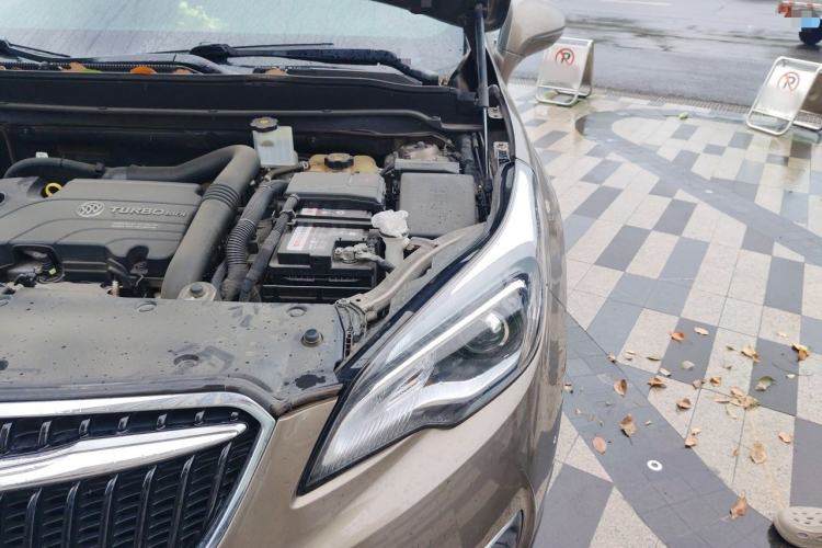 Used Buick Envision 2018 20T Two-Wheel-Drive Leading Model Engine Bay Left