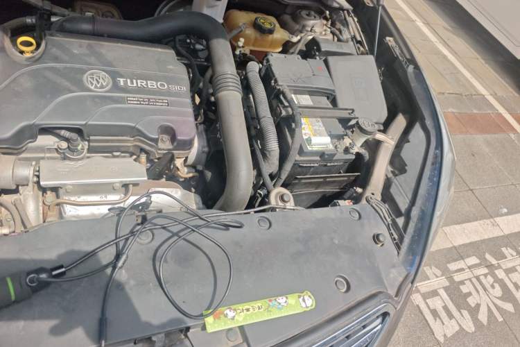 Used Buick Envision 2018 20T Two-Wheel-Drive Elite Model Engine Bay Left