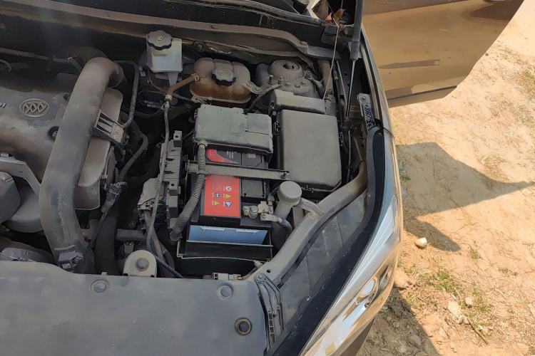 Used Buick Envision 2018 28T Four-Wheel Drive Elite Version Engine Bay Left