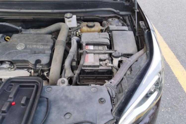 Used Buick Envision 2018 20T Two-Wheel-Drive Leading Model Engine Bay Left