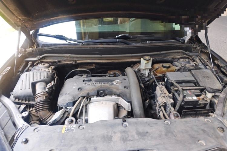 Used Buick Envision 2018 28T Four-Wheel Drive Elite Version Engine Bay