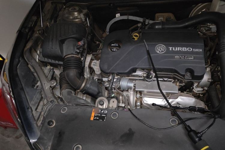 Used Buick Envision 2018 20T Two-Wheel-Drive Leading Model Engine Bay Right