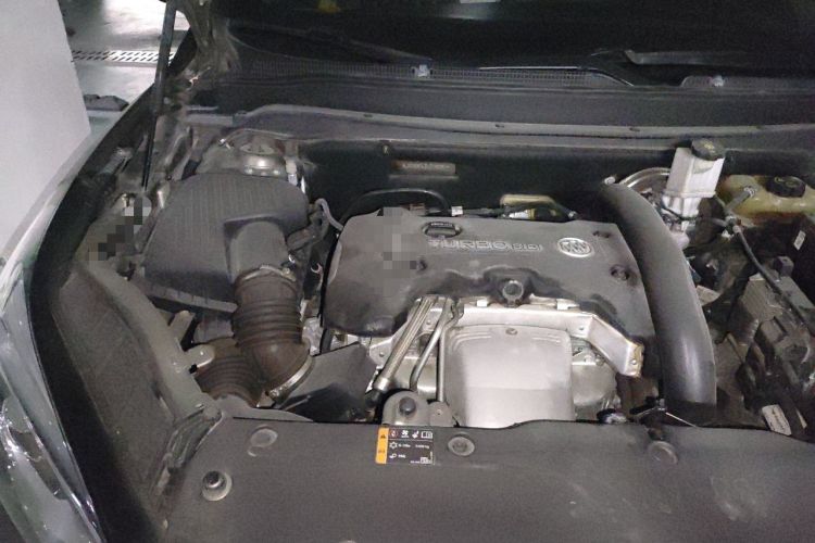 Used Buick Envision 2018 28T Four-Wheel Drive Elite Version Engine Bay Right