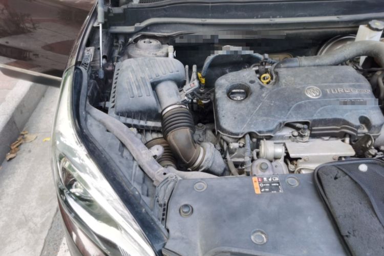 Used Buick Envision 2018 20T Two-Wheel-Drive Leading Model Engine Bay Right