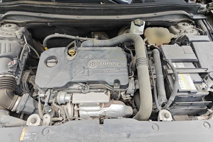 Used Buick Envision 2018 20T Two-Wheel-Drive Elite Model Engine Bay