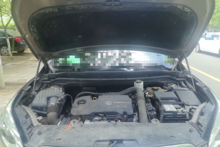 Used Buick Envision 2018 20T Two-Wheel-Drive Elite Model Engine Bay