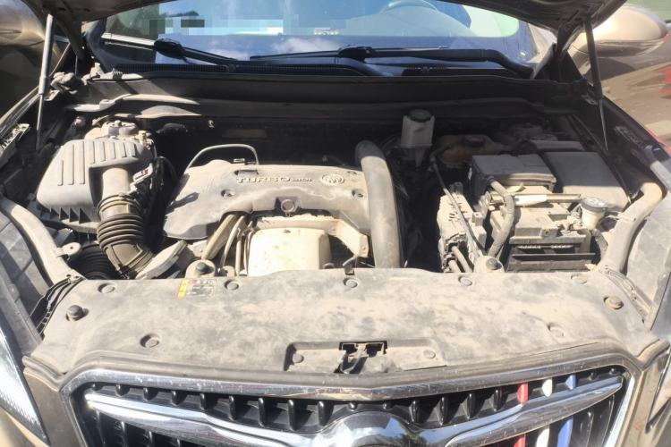 Used Buick Envision 2018 28T Four-Wheel Drive Luxury Model Engine Bay