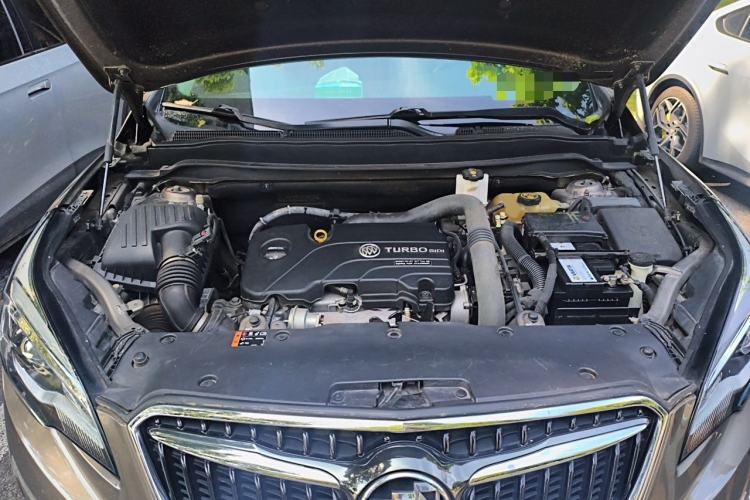 Used Buick Envision 2018 20T Two-Wheel-Drive Elite Model Engine Bay