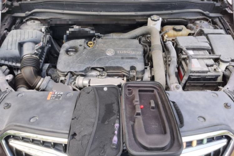 Used Buick Envision 2018 20T Two-Wheel-Drive Leading Model Engine Bay