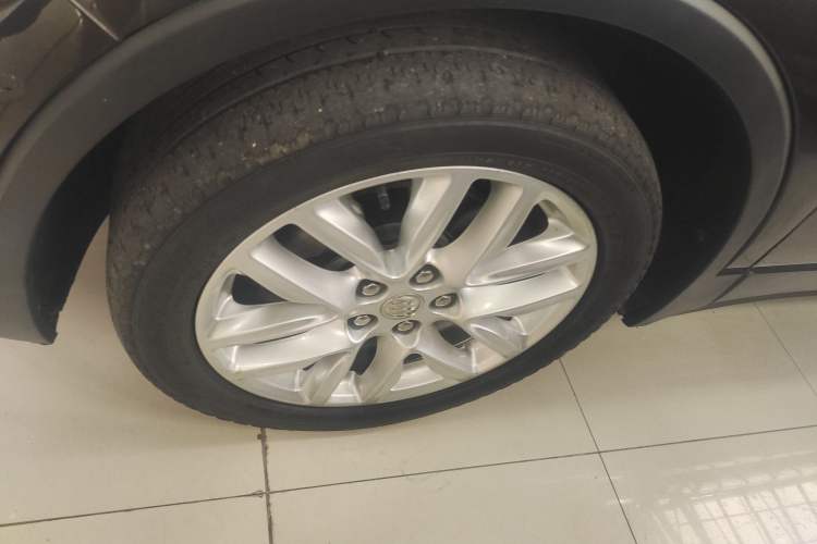 Used Buick Envision 2018 28T Four-Wheel Drive Luxury Model Exterior 1