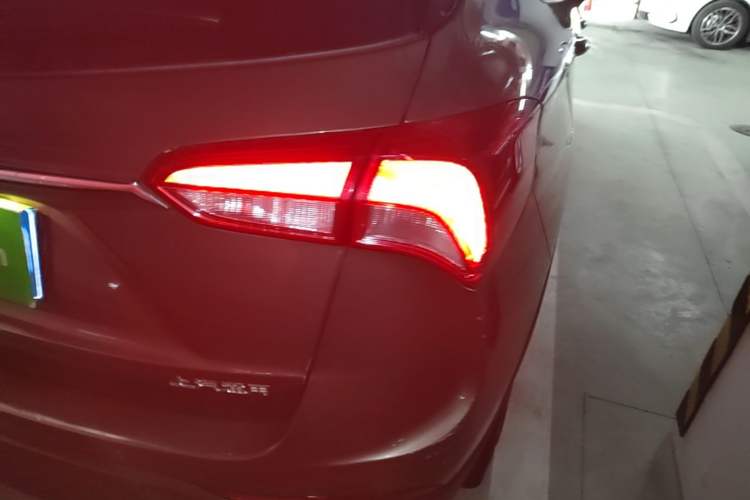 Used Buick Envision 2018 28T Four-Wheel Drive Elite Version Exterior 3