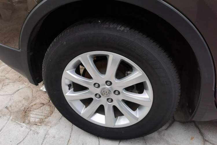 Used Buick Envision 2018 20T Two-Wheel-Drive Elite Model Exterior 5