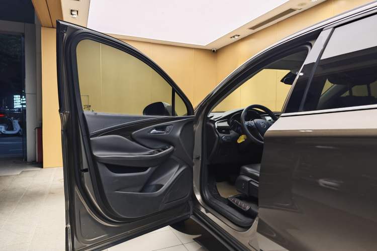 Used Buick Envision 2018 20T Two-Wheel-Drive Leading Model Exterior 6