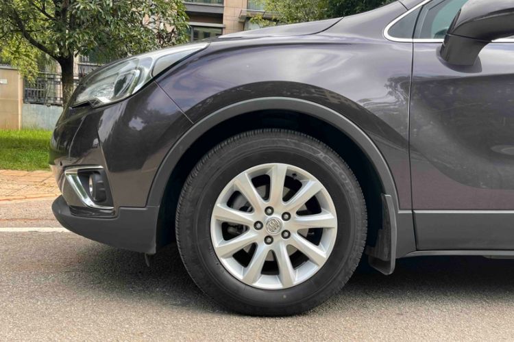 Used Buick Envision 2018 20T Two-Wheel-Drive Elite Model Exterior 9