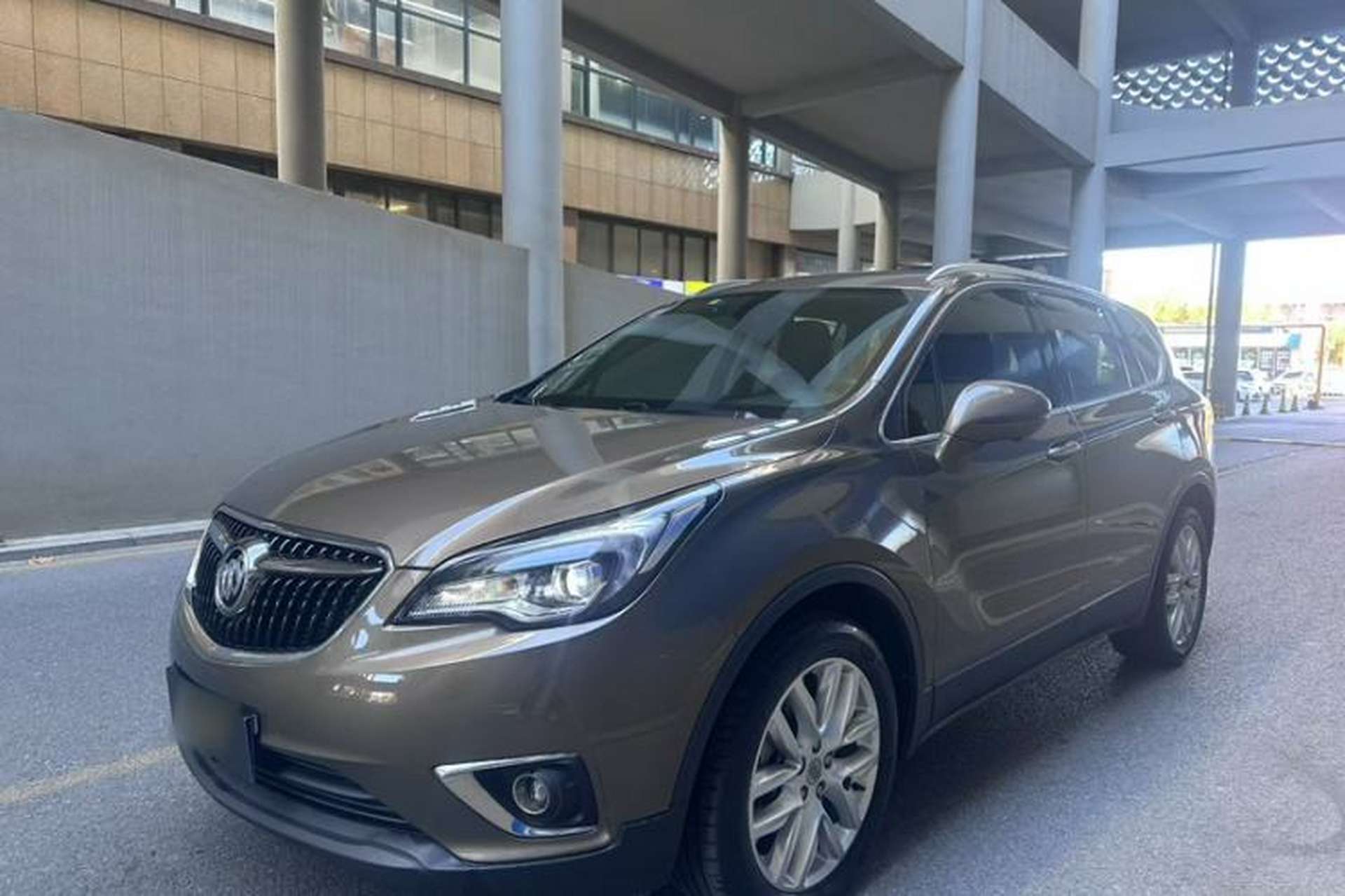 Used Buick Envision 2018 28T Four-Wheel Drive Elite Version Front Left 45 Deg