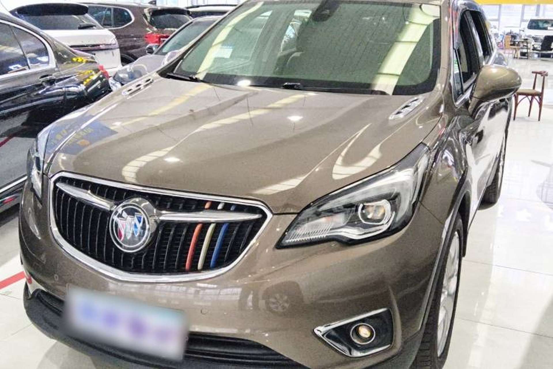 Used Buick Envision 2018 28T Four-Wheel Drive Luxury Model Front Left 45 Deg