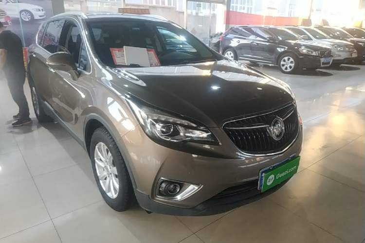 Used Buick Envision 2018 20T Two-Wheel Drive Luxury Model Front Right 45 Deg