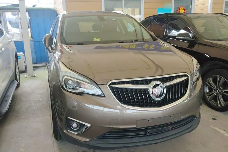 Used Buick Envision 2018 20T Two-Wheel-Drive Elite Model Front Right 45 Deg