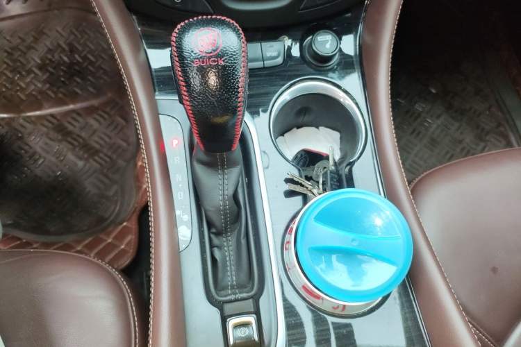 Used Buick Envision 2018 28T Four-Wheel Drive Luxury Model Gear Lever
