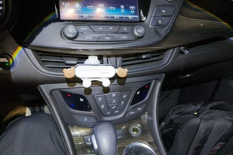 Used Buick Envision 2018 20T Two-Wheel-Drive Elite Model Gear Lever