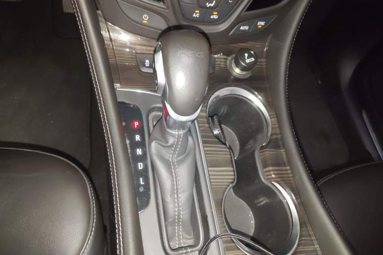 Used Buick Envision 2018 20T Two-Wheel-Drive Elite Model Gear Lever