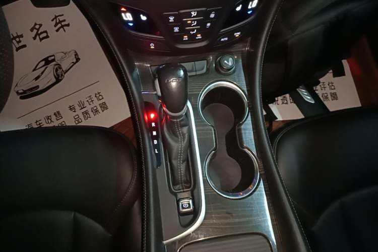 Used Buick Envision 2018 20T Two-Wheel-Drive Elite Model Gear Lever