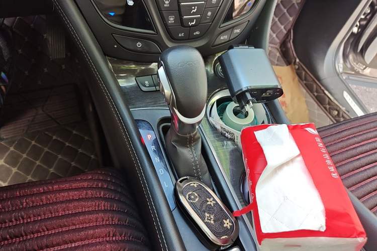 Used Buick Envision 2018 20T Two-Wheel-Drive Elite Model Gear Lever