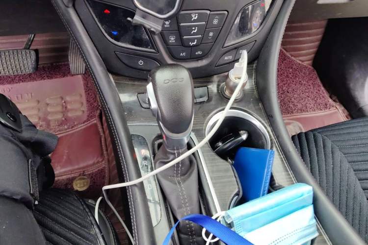 Used Buick Envision 2018 20T Two-Wheel-Drive Leading Model Gear Lever