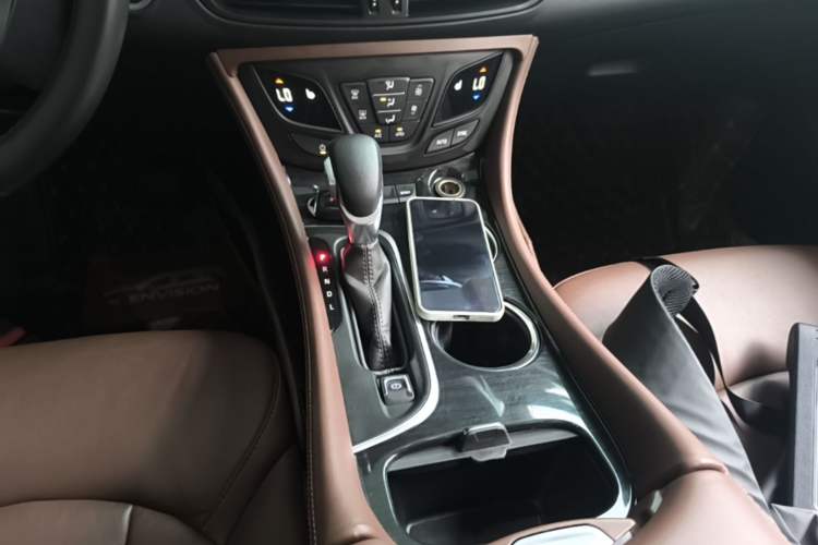 Used Buick Envision 2018 28T Four-Wheel Drive Elite Version Gear Lever
