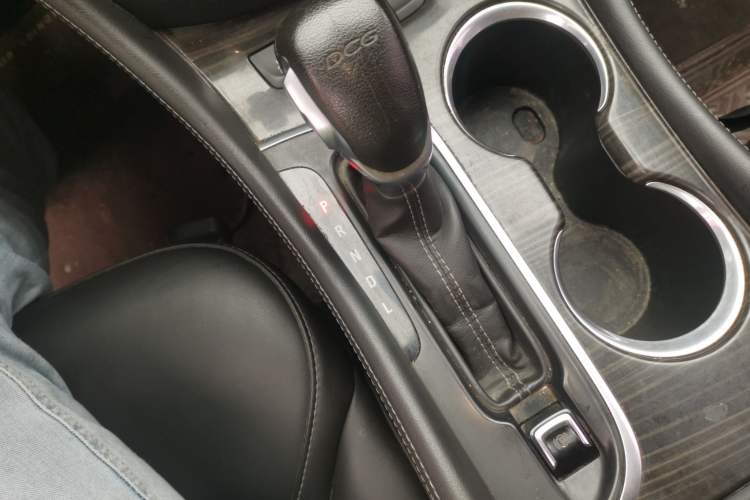 Used Buick Envision 2018 20T Two-Wheel-Drive Leading Model Gear Lever