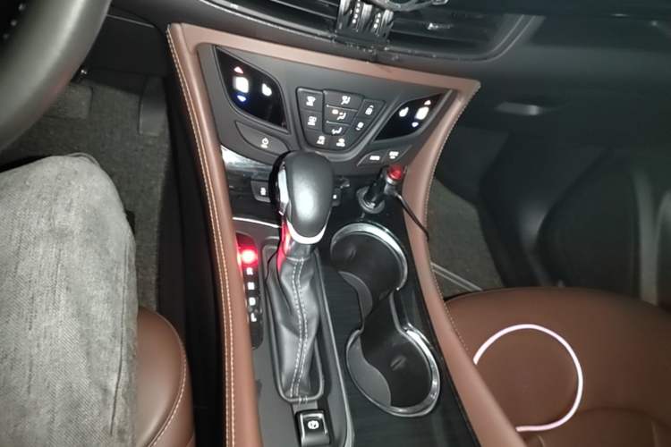 Used Buick Envision 2018 28T Four-Wheel Drive Elite Version Gear Lever