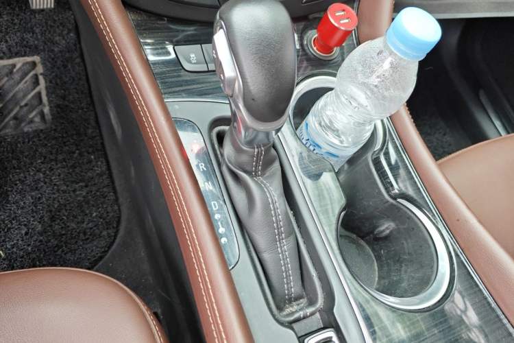 Used Buick Envision 2018 28T Four-Wheel Drive Luxury Model Gear Lever