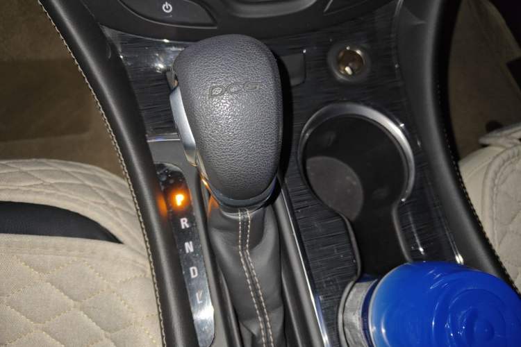 Used Buick Envision 2018 20T Two-Wheel-Drive Leading Model Gear Lever
