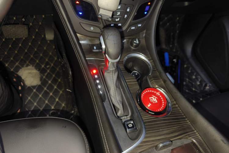 Used Buick Envision 2018 20T Two-Wheel-Drive Leading Model Gear Lever