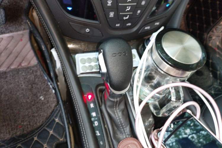 Used Buick Envision 2018 20T Two-Wheel-Drive Leading Model Gear Lever