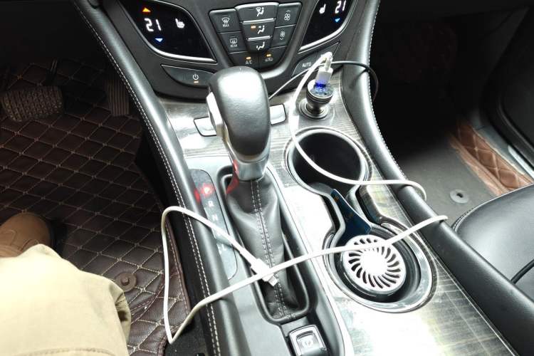 Used Buick Envision 2018 20T Two-Wheel-Drive Elite Model Gear Lever