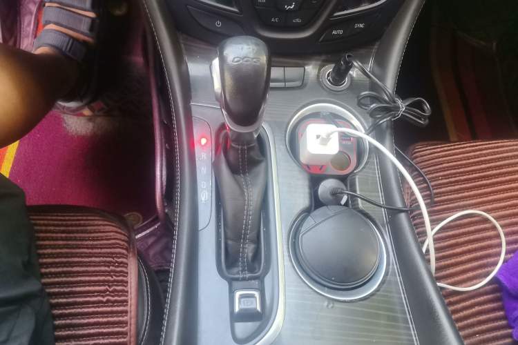 Used Buick Envision 2018 20T Two-Wheel-Drive Elite Model Gear Lever