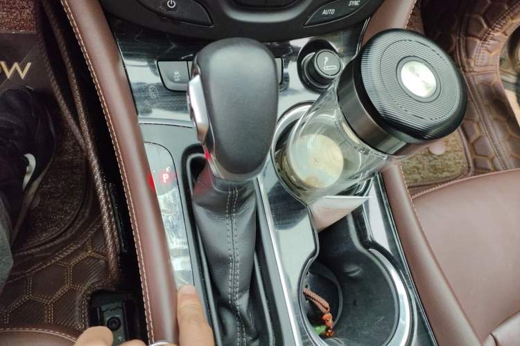 Used Buick Envision 2018 28T Four-Wheel Drive Luxury Model Gear Lever