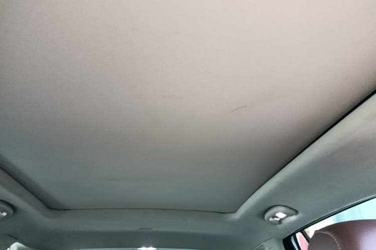Used Buick Envision 2018 20T Two-Wheel Drive Luxury Model Headliner