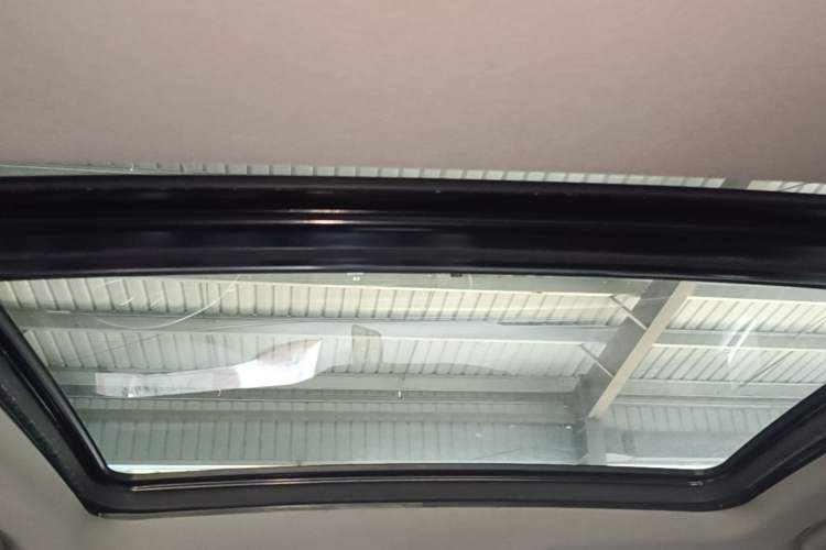 Used Buick Envision 2018 28T Four-Wheel Drive Elite Version Headliner