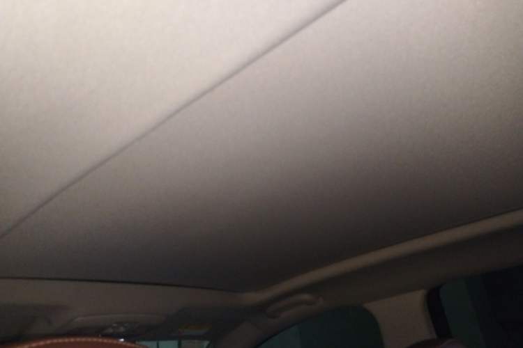 Used Buick Envision 2018 28T Four-Wheel Drive Luxury Model Headliner