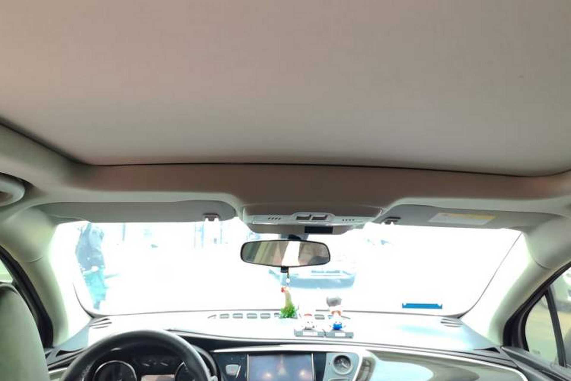 Used Buick Envision 2018 20T Two-Wheel-Drive Elite Model Headliner