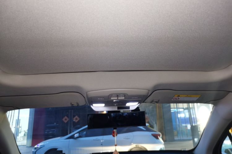 Used Buick Envision 2018 20T Two-Wheel-Drive Elite Model Headliner